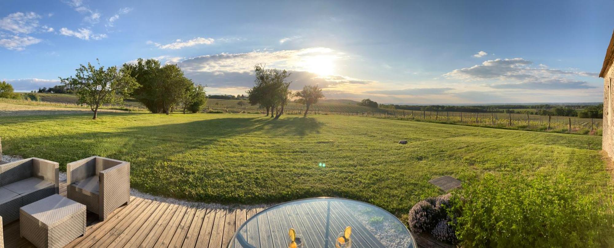 Perigourdine Avec Spa Et Vue Pomport Zewnętrze zdjęcie